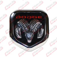 Kırmızı Yazılı Dodge Arma